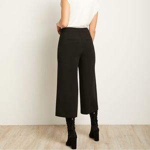RW and Co Wide leg 3/4 pants